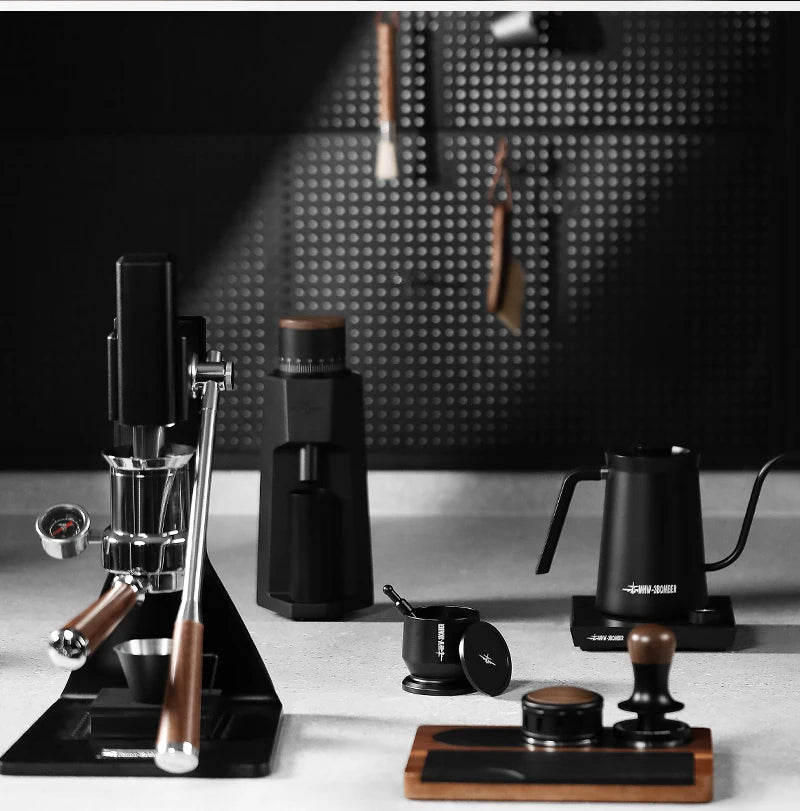 MHW-3BOMBER PrecisionDose Pro: Embudo y mezclador de dosificación de espresso para baristas caseros