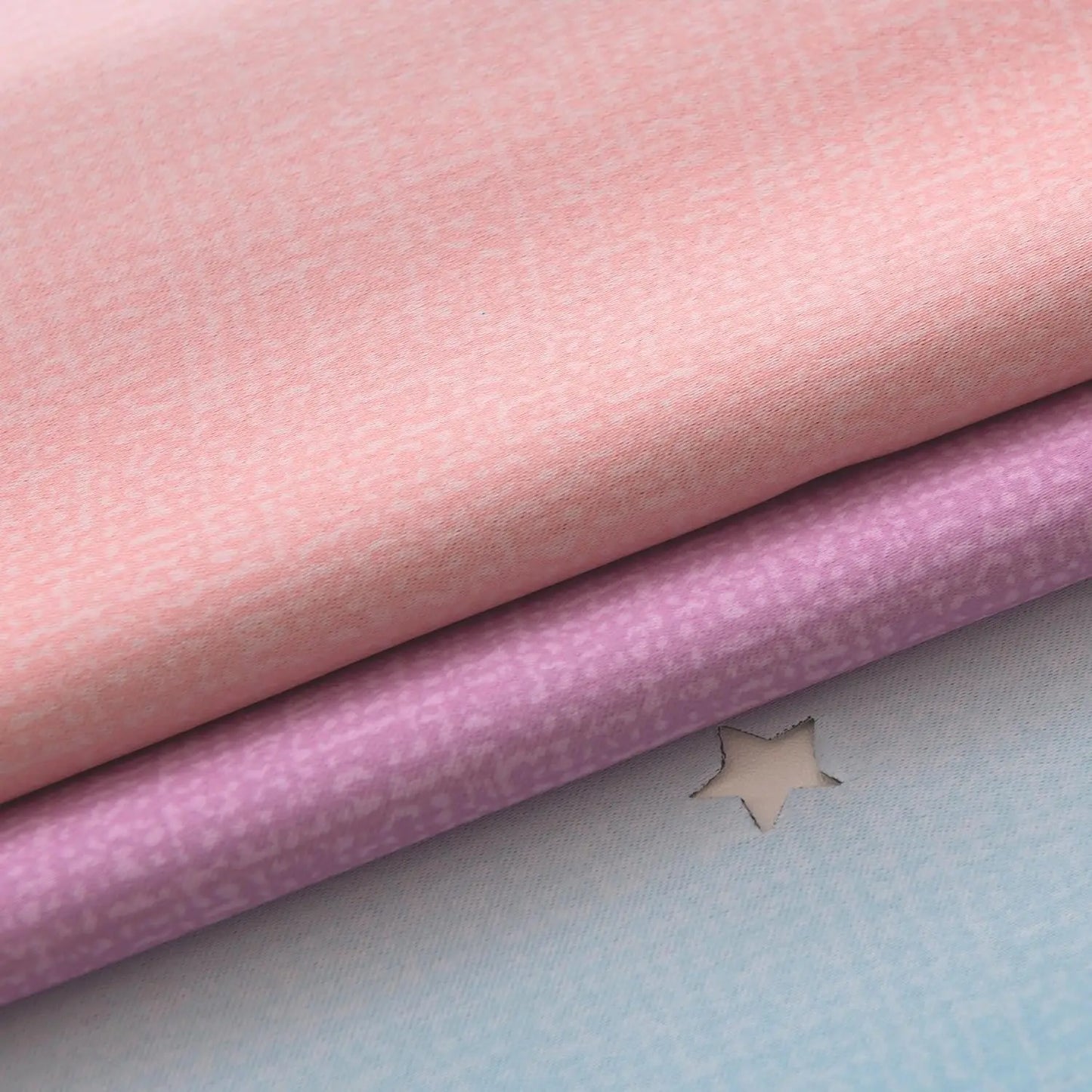 Sueños de arcoíris estrellado: cortinas coloridas para dormitorio de niña